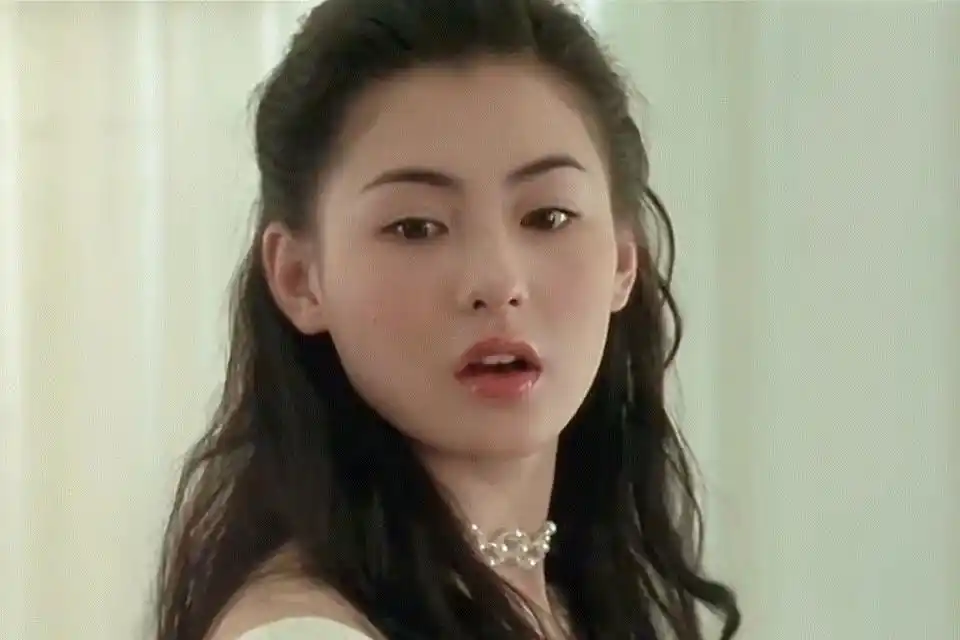 娱乐圈最漂亮的女明星_秦岚颜值排名第十_娱乐圈美女排行榜