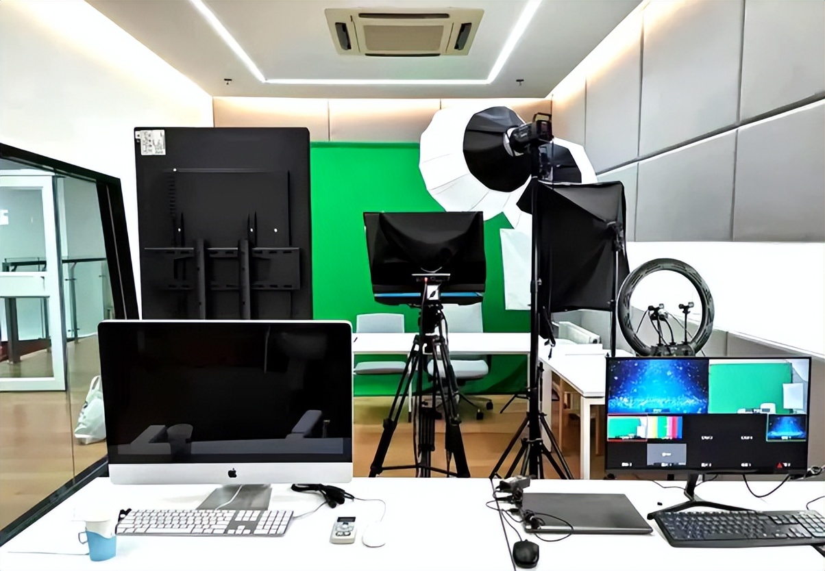 直播打赏诱导行为_b站禁止未成年人直播怎么办_女主播违规直播套路