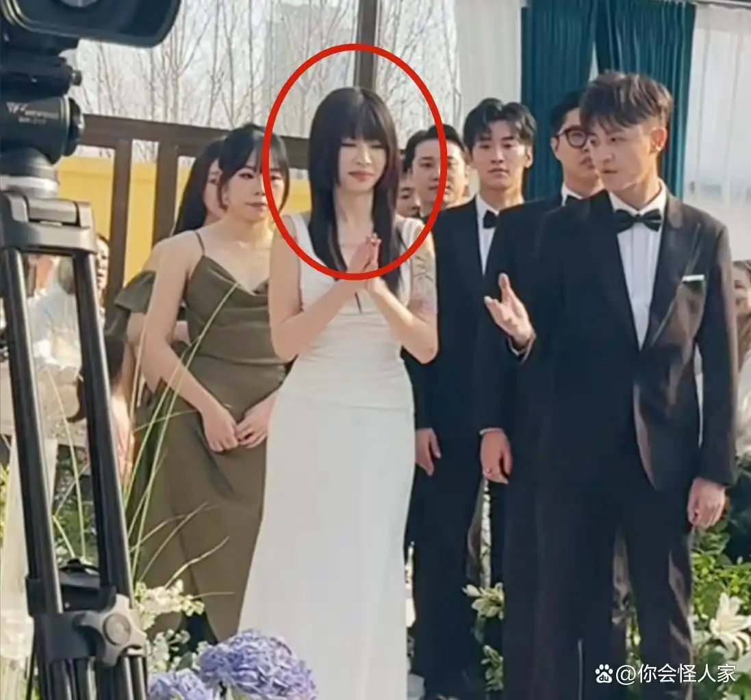 网红痞幼黑料照片,_痞幼颜值差距真实性质疑_痞幼伴娘装引发争议